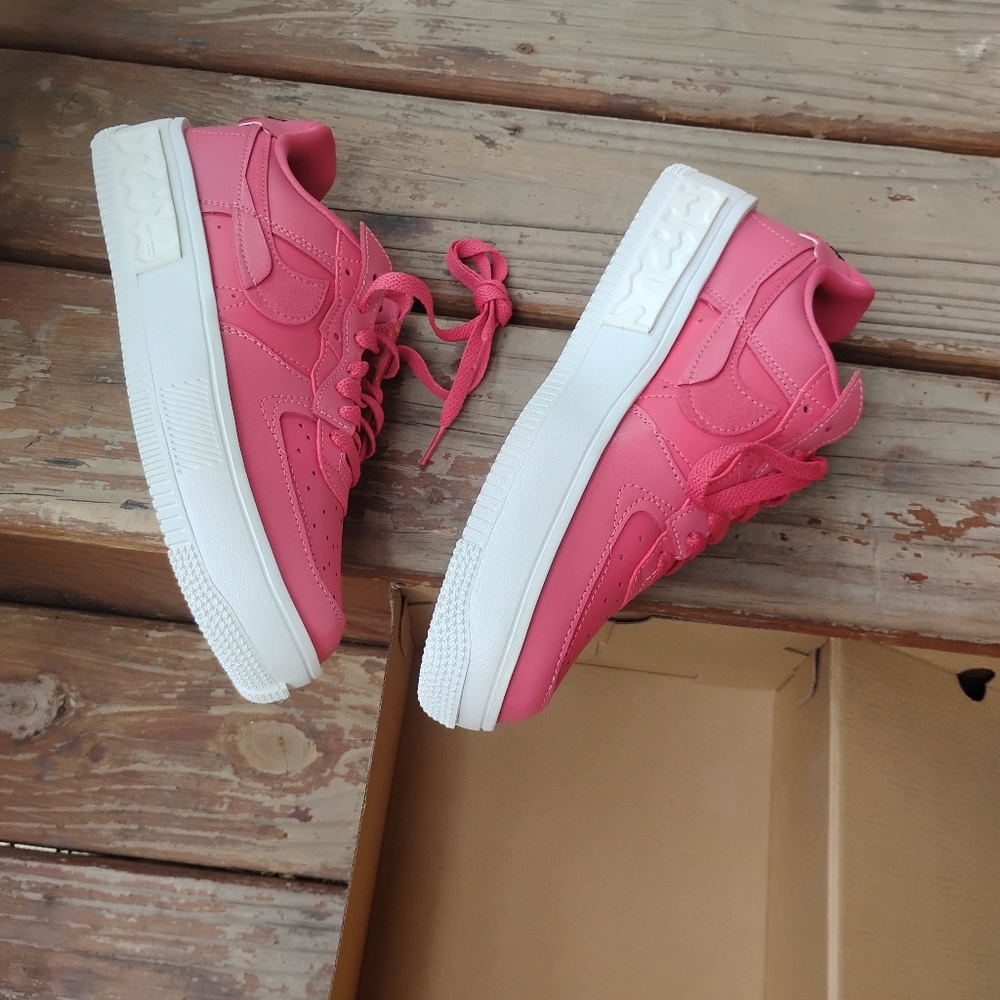 Gypsy Rose Air Force 1 - Picture 4 of 5